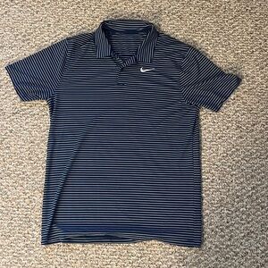 Nike men’s polo dri-fit golf t-shirt medium